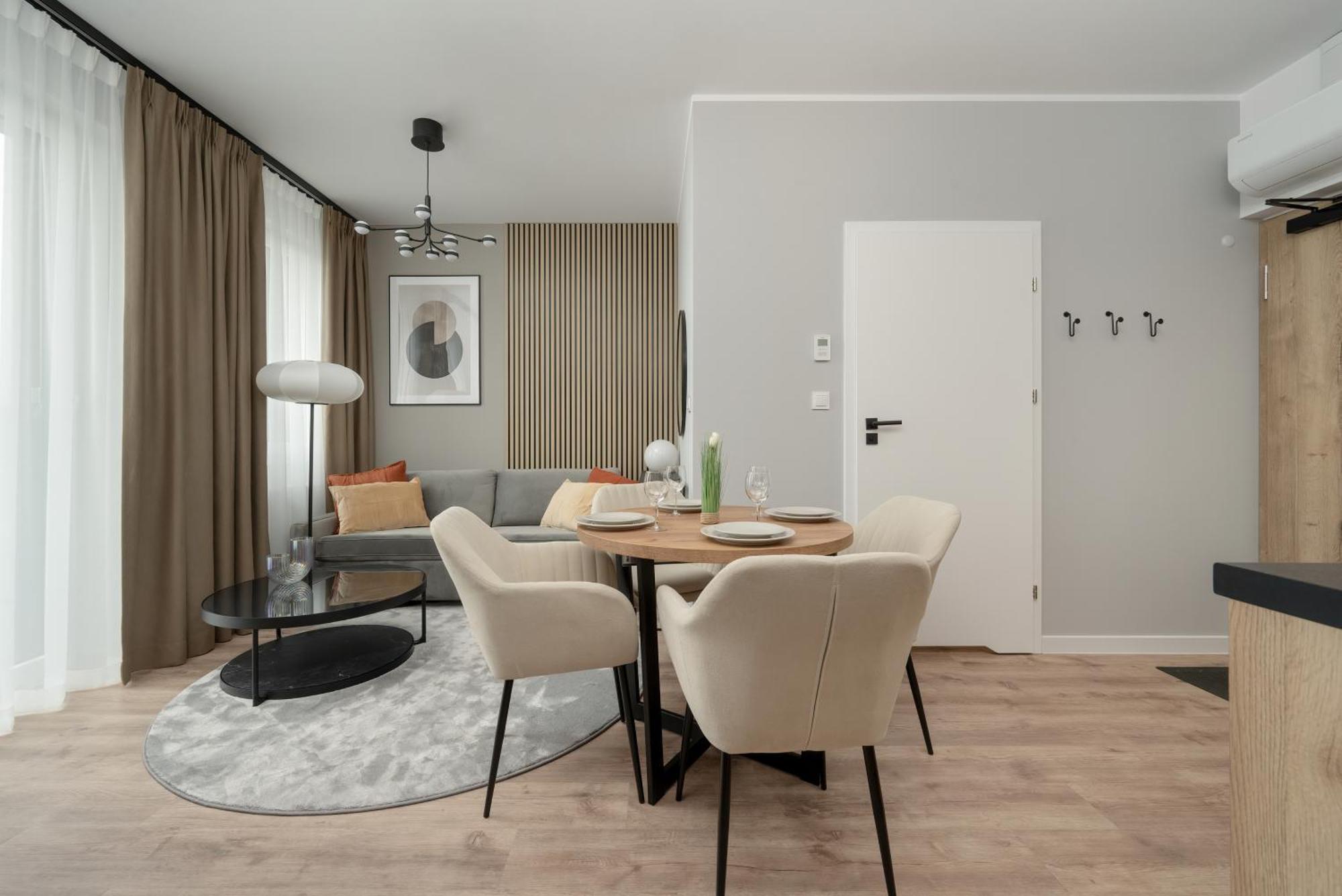 Apartamenty Zwycieska Z Klimatyzacja, Free Garage Wroclaw By Noclegi Renters Breslávia Exterior foto