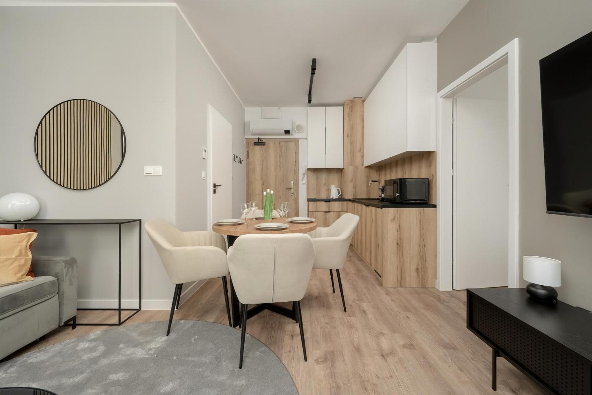 Apartamenty Zwycieska Z Klimatyzacja, Free Garage Wroclaw By Noclegi Renters Breslávia Exterior foto